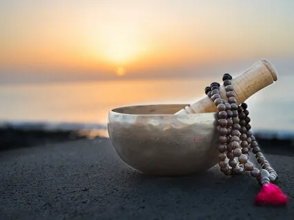 Meditação das Taças Tibetanas