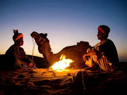 Meditating By The Fire (Meditando Junto Al Fuego)