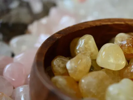 Meditate With Citrine For Abundance & Positivity