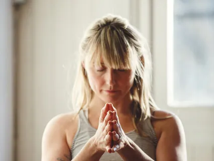 How To Stay Present: Mantra For Beginners