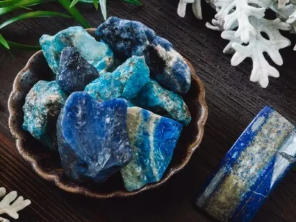Meditation And Healing With Throat Chakra Crystals