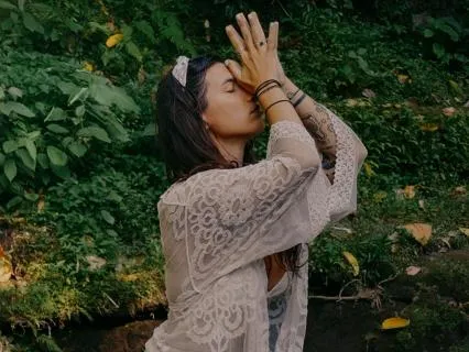 Meditation For Racing Thoughts And Overthinking