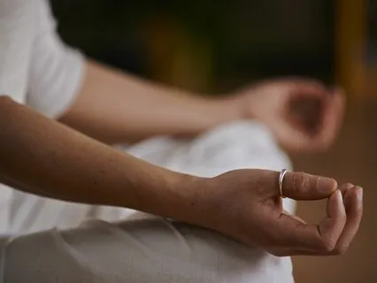 Meditation On The Hands In Five Minutes