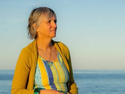 Meditation: Short Grounding Meditation To Calm The Mind