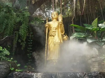 Meeting The Goddess: Akhilandeshvari