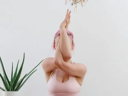 Melodía Natural: Yoga con Sonidos de la Naturaleza