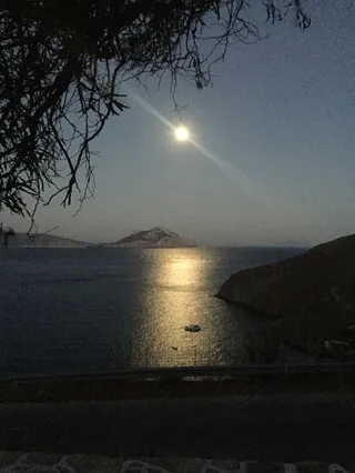 Melodic Meditation: Solar & Lunar Light Reflections