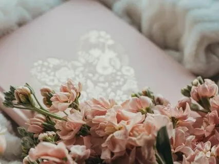 Menstruation Ritual: Womb Meditation & Journaling