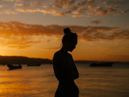 Mental Talk As A Gateway To Disconnect With The Thoughts