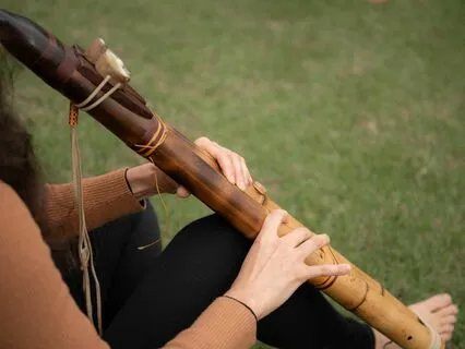 Mente Serena com Flauta Nativa Americana e Sons da Natureza