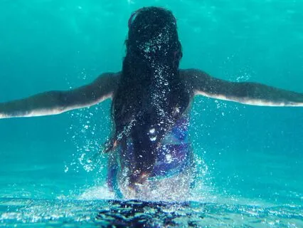 Mermaid Mellow Out: Find Calm And Relaxation Under The Sea