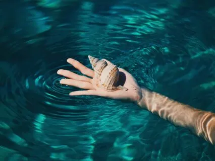 Magical Mermaid Moments - 2. Mermaids Of Light