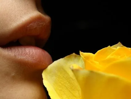 Metaphysical Messages Of Teeth: Interview With Meliors Simms