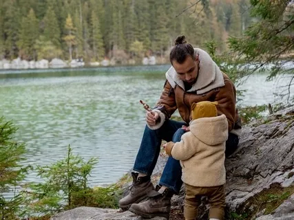 Mindful Children's Music: She's Got the Whole World