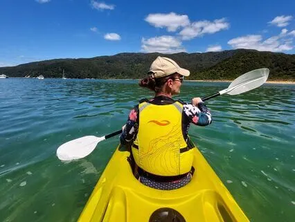 Mindful Moments: Meditation For Social Media Detox