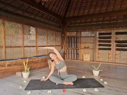 Mindful Movement, Breath And Meditation: Return To Presence