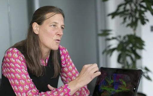 Mindful Shoulder Roll