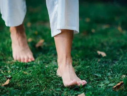 Mindful Walking Practice for Chronic Conditions