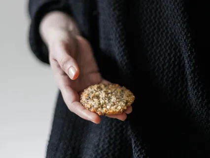 Mindfulness Practice For Losing A Few Pounds