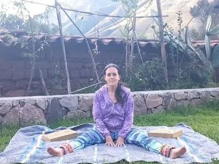 Minimal Cues Yin Yoga