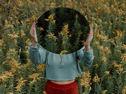 Mirrors (144.72 Hz The Frequency Of Mars)