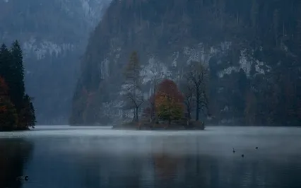 Misty Piano Lullaby @40hz - Binaural Beats Mix