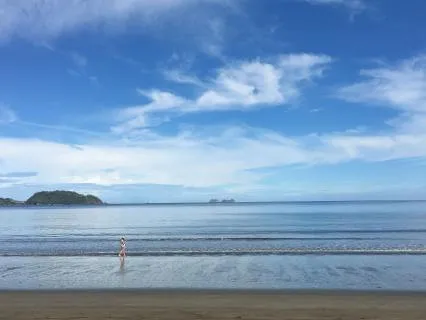 Momsie's Lullaby | 8 hours of Ocean Waves for Sleep