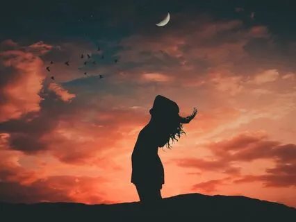 Moonlit Poetry: 'A Hymn To The Moon' With Music