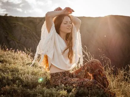 Moonlit Shaman: Lunar Healing Rituals