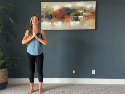 Morning Energy Flow: Gentle Wake-Up for Body & Mind