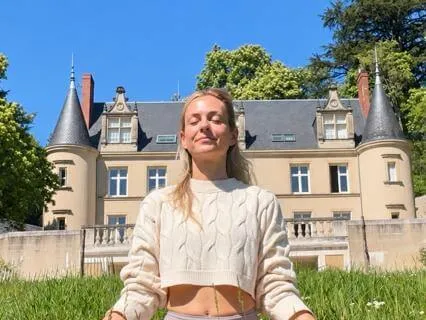 Morning Kundalini Yoga | 10 Minute Class