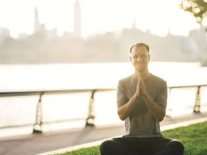 Morning Light: Meet The Day With Strength