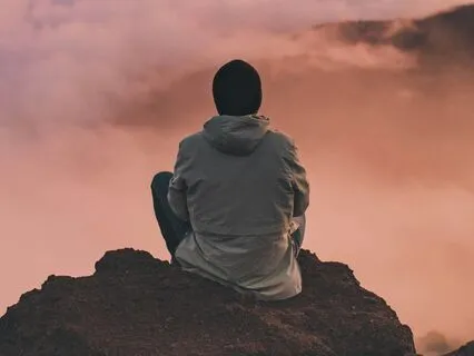 Morning Magic: Begin Your Day In The Rolling Hills