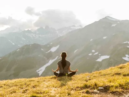 Morning Meditation And Affirmations: Meet Your Future Self