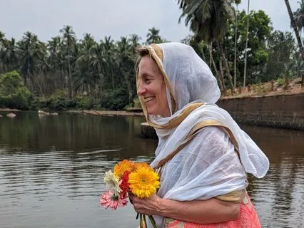 Bathe In Light: A Morning Meditation For Vitality