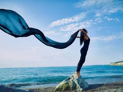 Morning Pep Talk: Stop Playing Small & Awaken Your Greatness