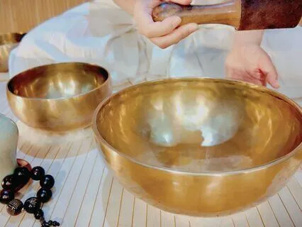 Mothers & Daughters - Gentle Korean Sound Bath From Seoul