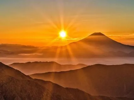 Mountain Journey To Meet Your Guide