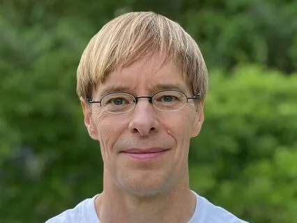 Moving From Fear To Deep Peace (With A Meditation)