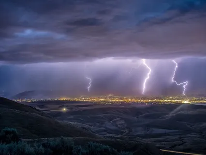 My Calm In This Storm: Refuge For Tough Times (Short)