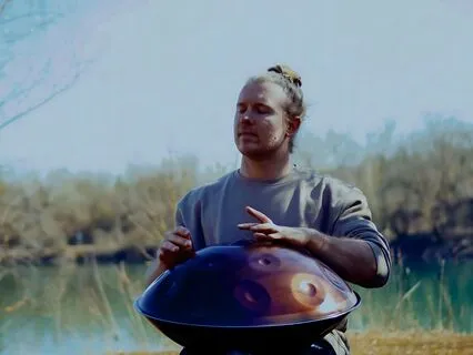 Nature’s Voices – 1 Hr Handpan & Nature For Deep Calm