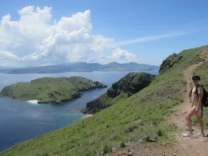 Nature Sound: Waking Up Next To A Stream