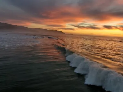 Nature Sounds: Ocean Sunrise