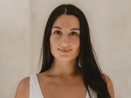 Navigate Life Transitions With EFT Tapping