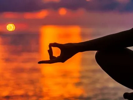 Nighttime Relaxation: Rest Into Trust