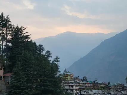 Nivritti Yoga Nidra: Nondual Rest In Himalayan Morning