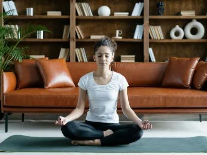 Afternoon Self-Connection ~ Being In The Body's Stillness