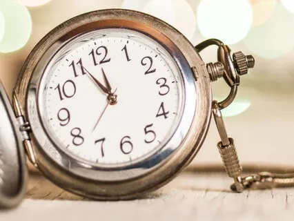 Noontime Reset | Midday Yoga Nidra (9 Min)