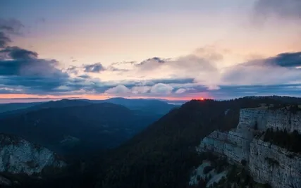 Notice And Accept Your Body In The Present Moment-Meditation