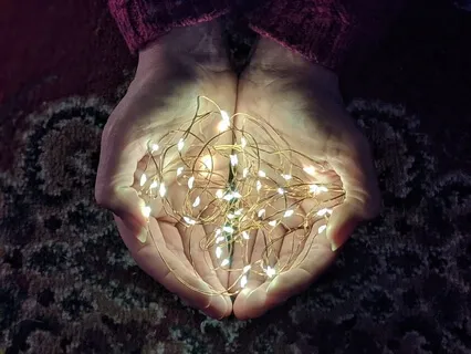 Noticing Meditation - 8 Minutes - Body Scan - Part 1